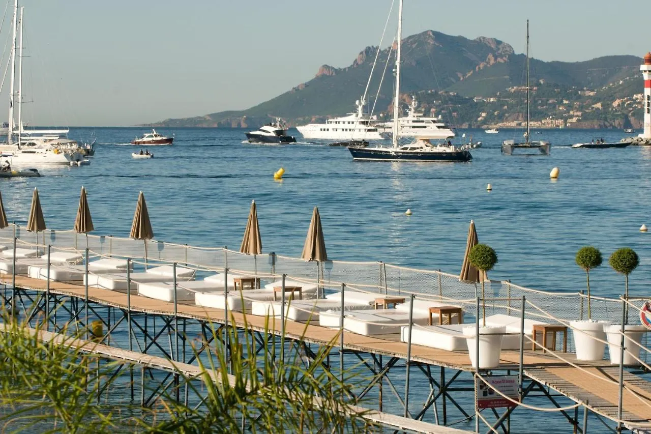 公寓 Henri Camille Real Estate - Rouaze - Studio 50M Croisette 戛纳 法国